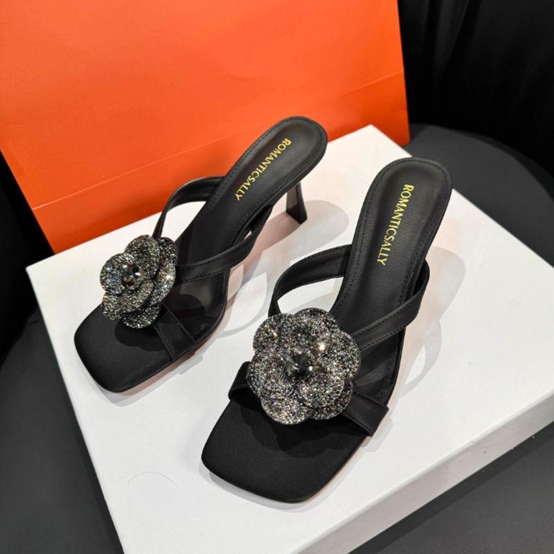 

Стразы камелия высокий каблук крутые тапочки женские летние новая мода уличная одежда с открытым носком квадратный носок тонкий каблук шлепанцы 39 чёрный