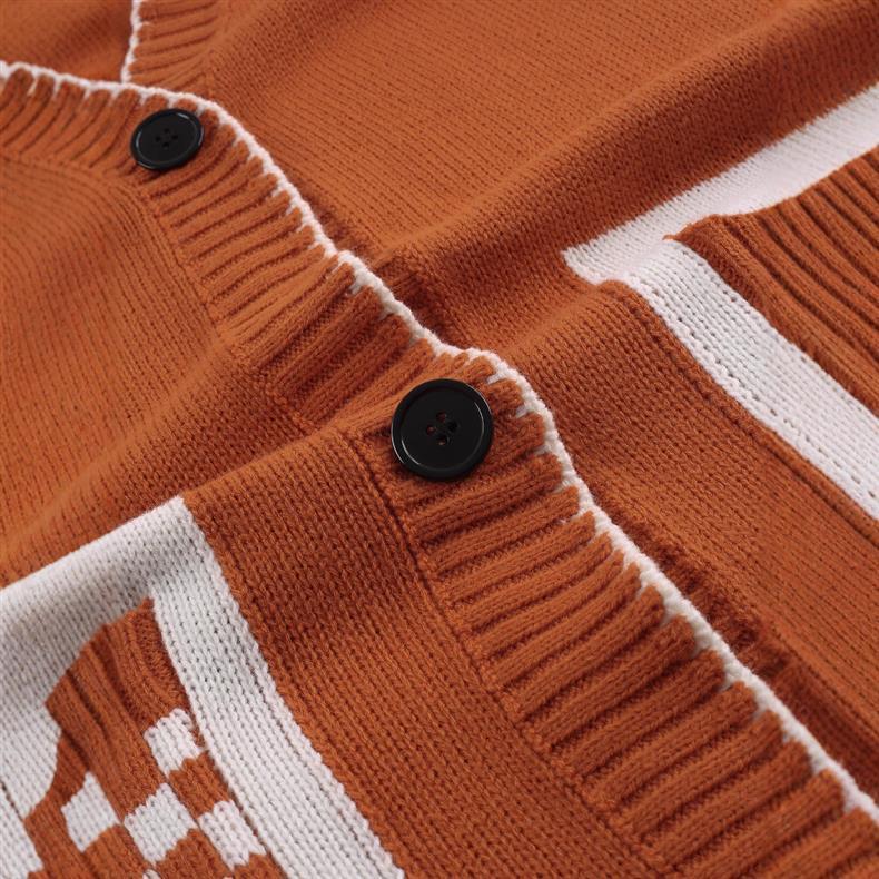 2026 Autumn/Winter Plus Size Plaid Knit Cardigan with Large Pockets for Women - Mid-Length, Long Sleeve Sweater Coat