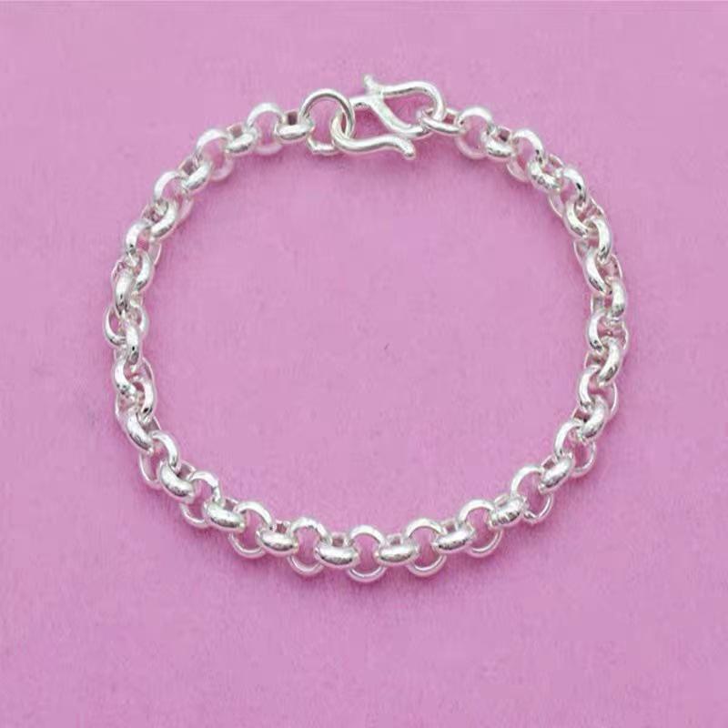 

Sterling Silver 999 Pearl O-Ring Bracelet: Simple, Fashionable Parent-Child or Couple Design for Women. Length 13cm, 4.4g (Child)