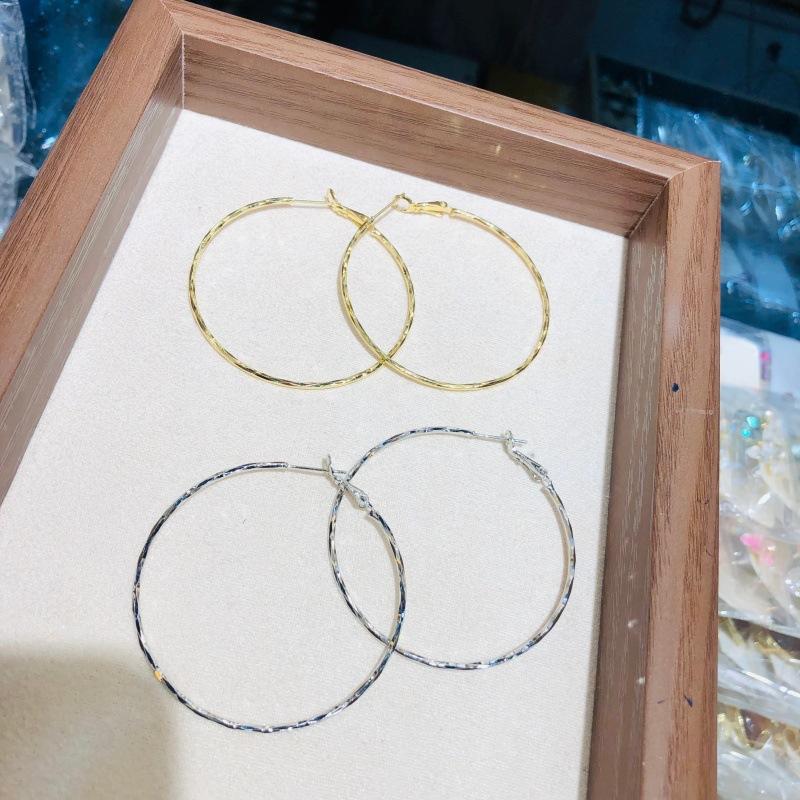 Trendy Large Hoop Earrings Big Smooth Circle EarringsLoop Earrings for Women Exquisite Versatile Jewelry Gift