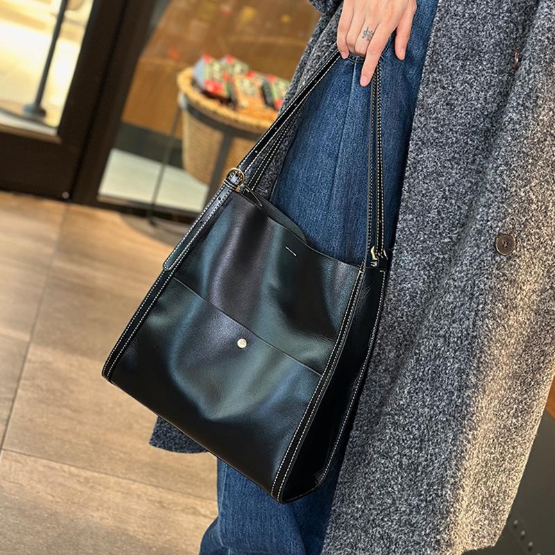 Tote Bag for Women, Large Capacity, Spring and Summer Commuting Leather Bag, Bucket Bag, Versatile Leather Single-shoulder Bag