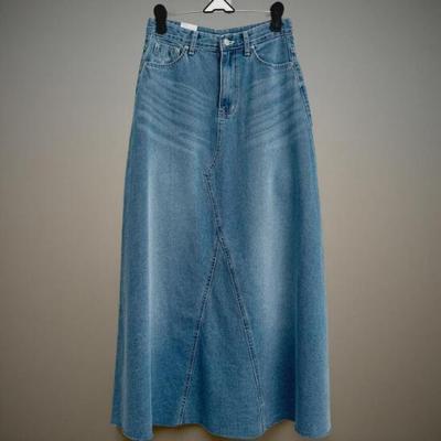 Gonne e pantaloni da donna – Gonne