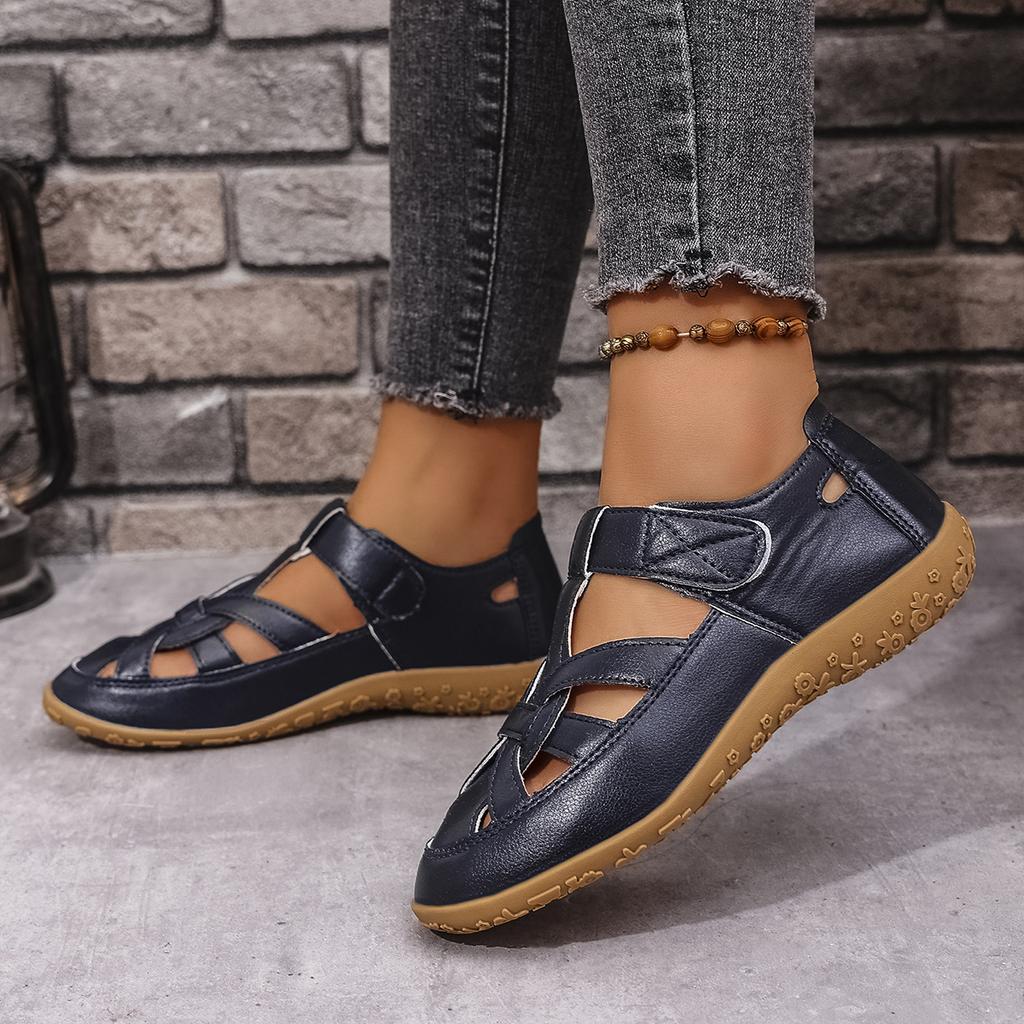 Fashion Solid Women Color Light Open-Toe Breathable Flats Lightweight Soft Leather Outdoor Shoes Women Causal Sandals New Women Shoes