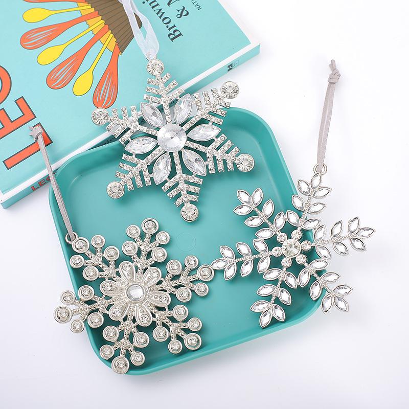Christmas Tree Decoration Christmas Metal Snowflake Pendant Creative New Water Diamond Snowflake Christmas Widget