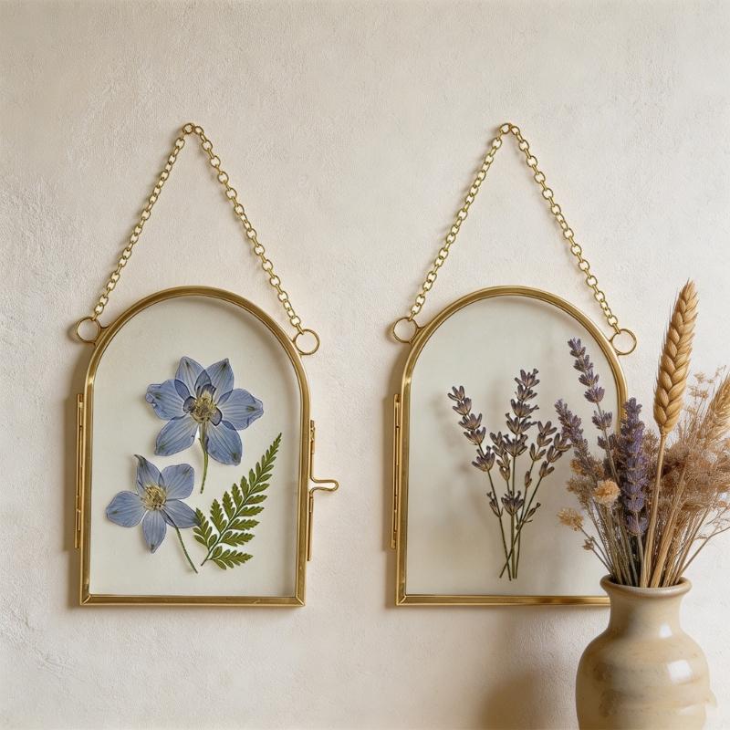2 Piece Double Glass Miniature Photo Frame With Hanging Chain For Dried Flower Plant And Picture Display Wall Decors