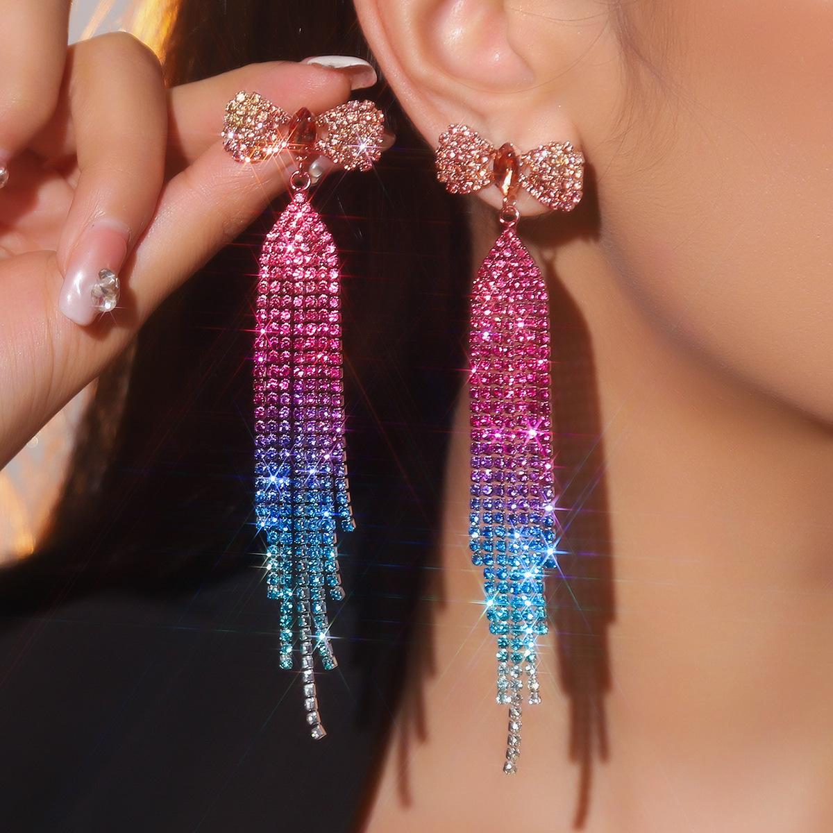 

Весільні сережки Сережки на випускний Новий вдосконалений сережки з бантом з китицями Темпераментні жіночі сережки 1 пара