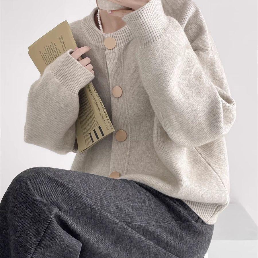 Single-breasted Solid-color Knitted Sweater Coat for Women Laid-back and Loose Round-neck Sweater Cardigan for Women