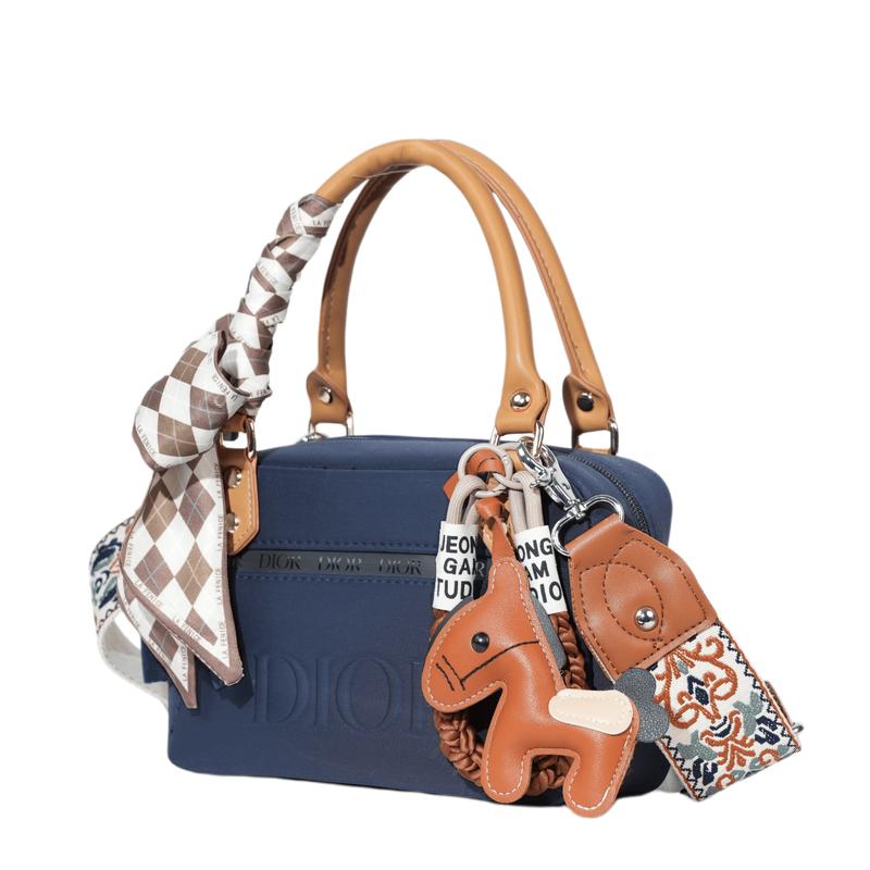 Dior Tasche [Maßgeschneiderte Kosmetiktasche] Blau Braun Sanfte Sprache Einfach Nische Hochwertig Trend Pendeln Exquisit Mode Vielseitig Klassisch Aufbewahrung Tragbar