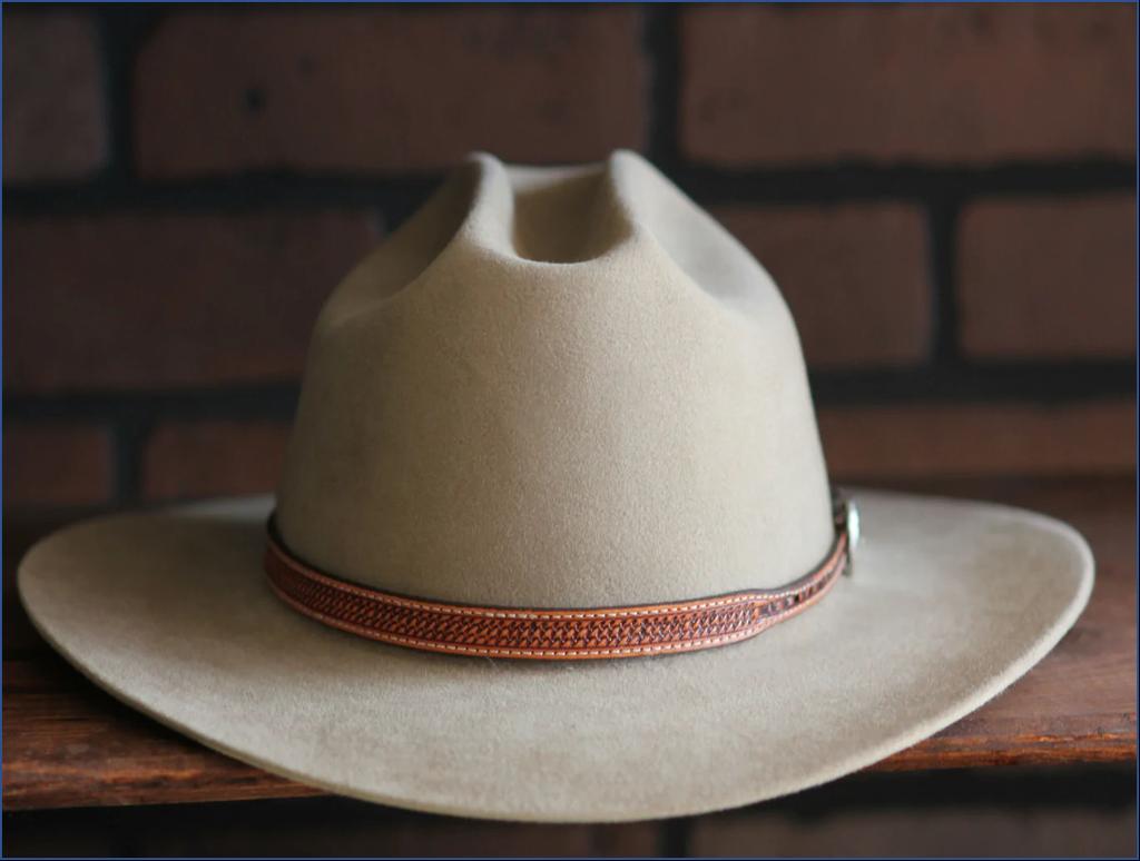 Direktleverans av cowboyhattar, ullcowboyhattar, enfärgade cowboyhatt i fårfilt
