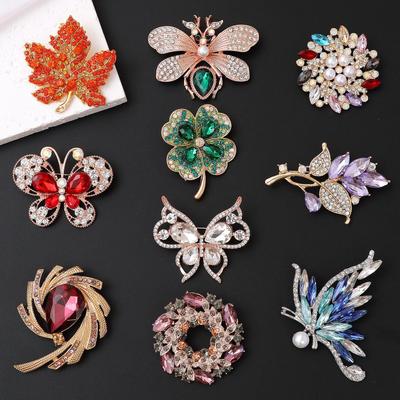 Színes Retro Női Kitűző - Elegáns Európai Stílusú Öltönykitűző