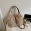 Niche Design Plush Bag Women's 2025 New Messenger Bag Single Shoulder Underarm Bag Autumn and Winter Popular Plush Bag