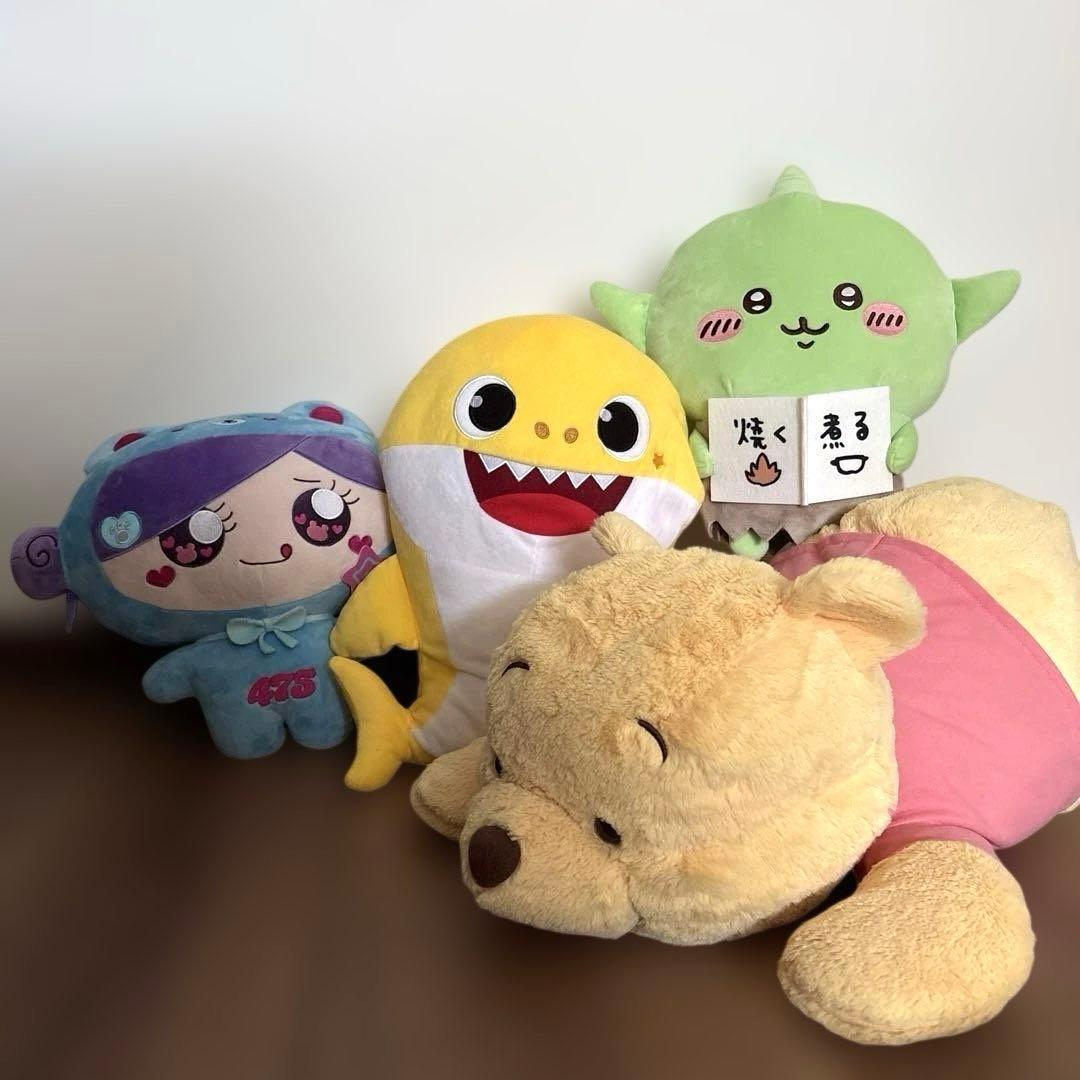 Stuffed toys bulk sale Winnie the Pooh Shina Bear Baby Shark Chiikawa