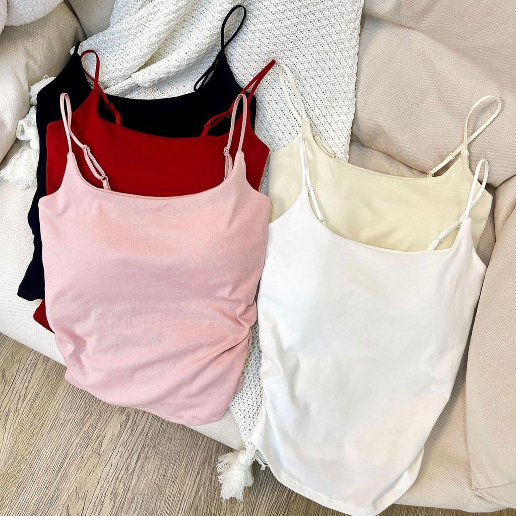 Maiou din bumbac premium RC: Vestă Slim-Fit pentru Femei cu Cupe la Piept pentru un Aspect Dulce și Versatil