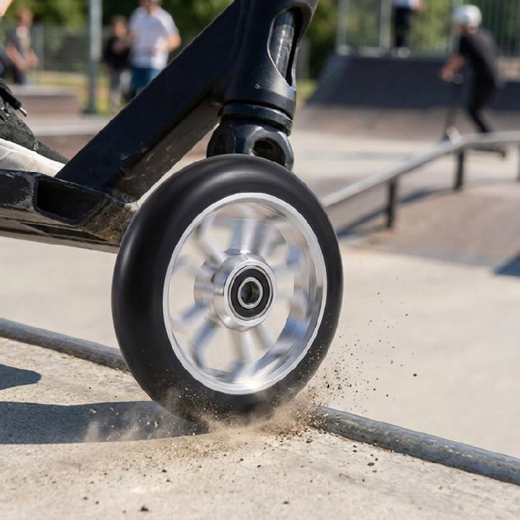 2lots Durability Skating Wheel Fashion Flashing Wheel Silents Flashing Wheel Kids' Scooters Replacement