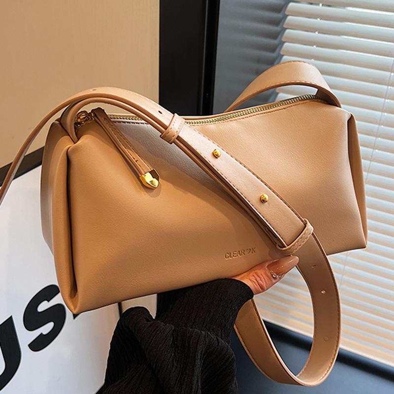 New simple and lightweight underarm pillow bag trendy women's bag small fresh shoulder messenger bag elegant shoulder bag