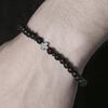 Herren Armband mit Hämatit und rotem Türkis Kreuz mit Lavasteinperlen - Geschenk für Paare