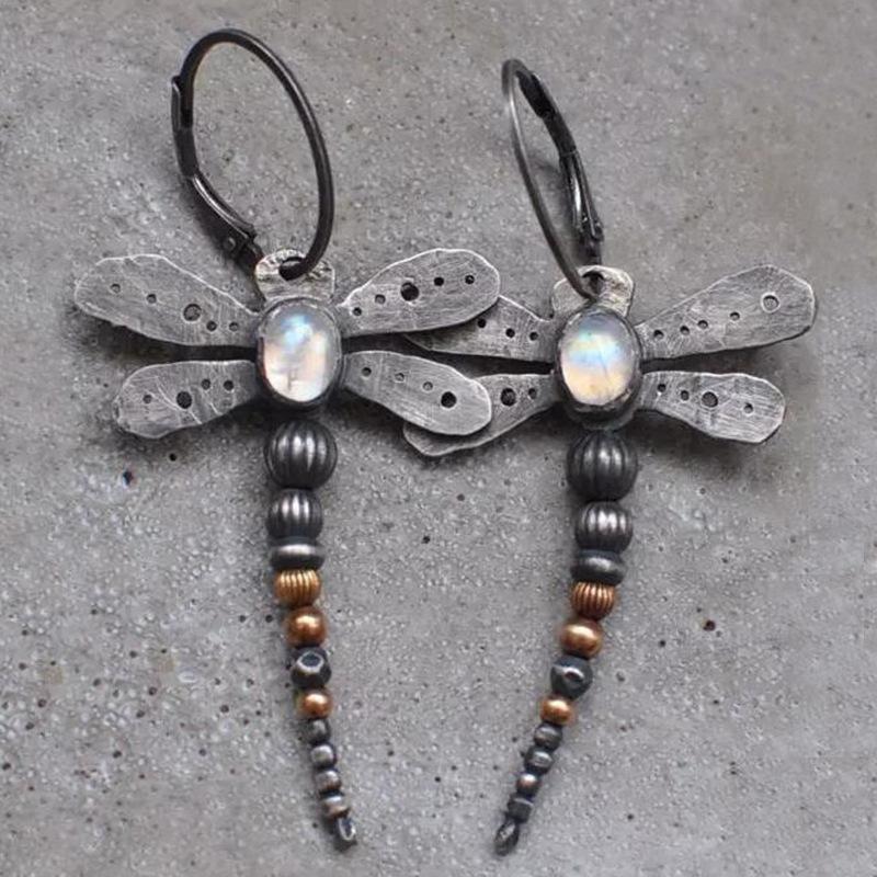 European and American Design Distressed Dragonfly Earrings Retro Insect Moonstone Earrings for Women 1CM*3CM