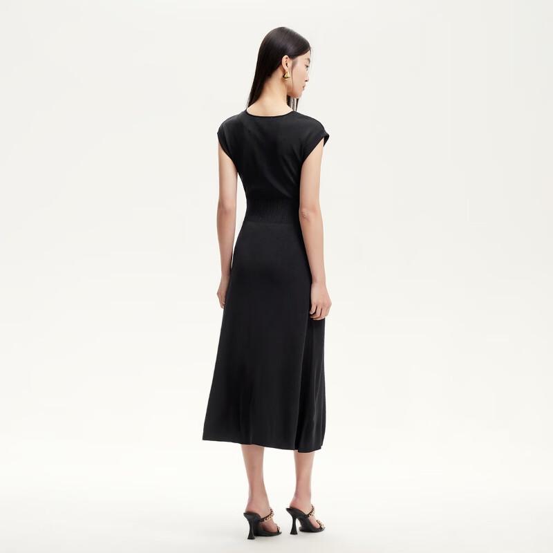 VEROMODA 2025 Spring Knitted Ribbed V-Neck A-Line Long Dress
