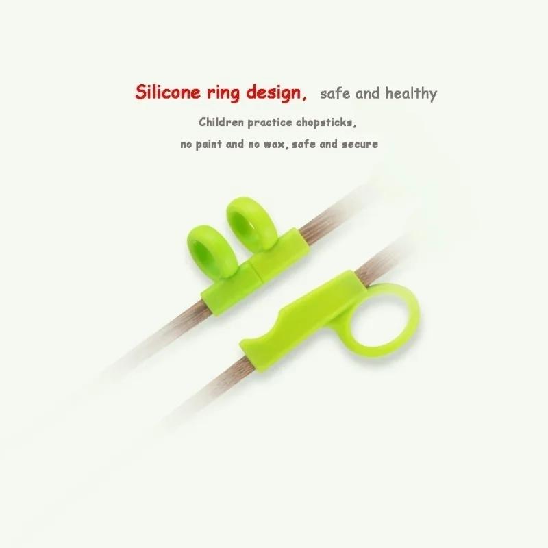 1 Satz Kinder Essstäbchen für Kinder Baby Holz Cartoon Lernen Wiederverwendbar Stroh Trainingsstäbchen Zuhause Babyprodukte Zufällig