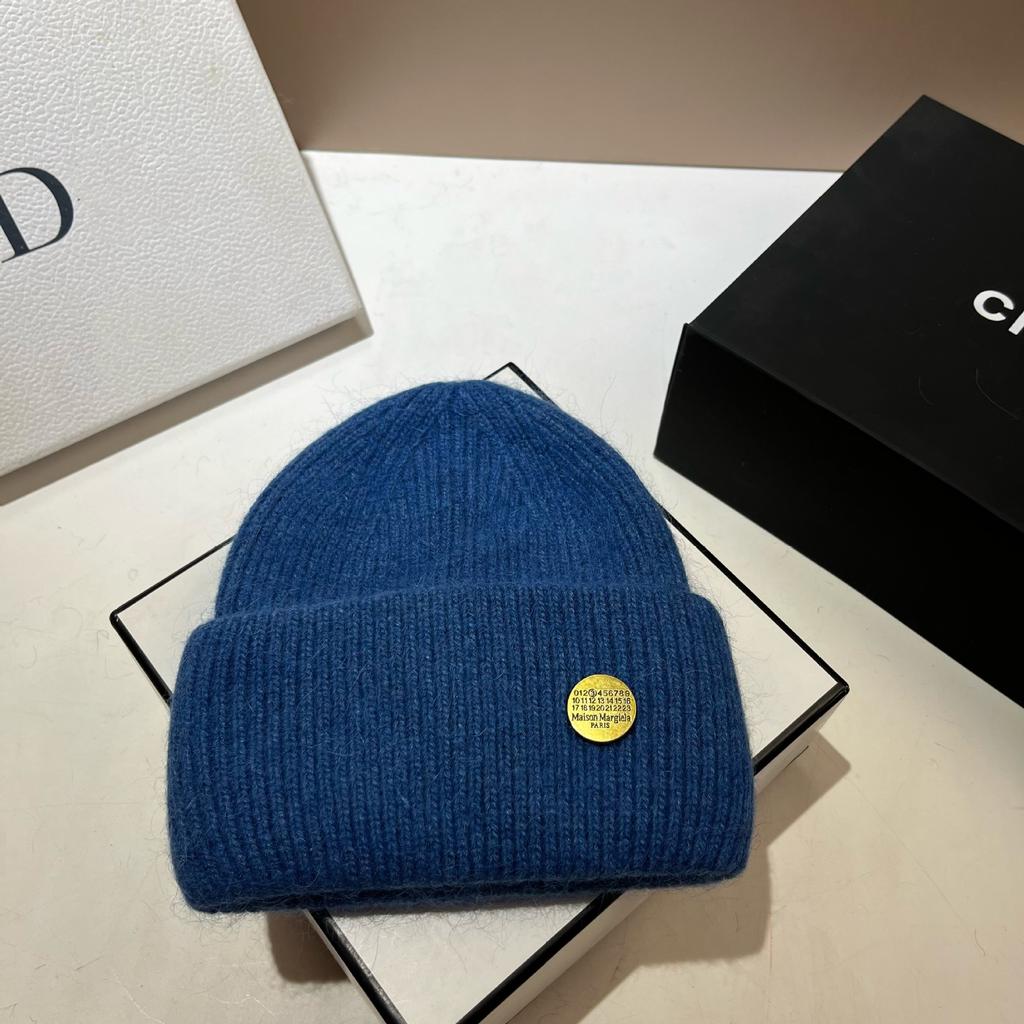 Winter High-Quality Rabbit Fur Knitted Hat Northern Cold Warm Soft Waxy Ear Protection Wool Hat Simple Cold Hat