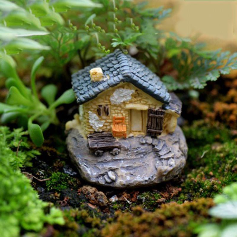 Resin Miniature House Set With Cartoon Architecture For Home Decor And Gift Ideas