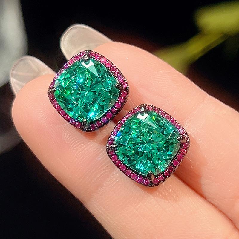 

Ювелирные изделия Медное основание Позолоченное Имитация Птичьего гнезда Чепала Зеленый Черный Золотой Набор Женский Камень 14 * 14