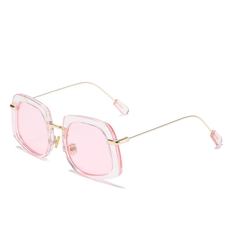 

2021 Показ моды в Милане Цветные овальные солнцезащитные очки - Европейско-американский тренд, вдохновленный Miu New