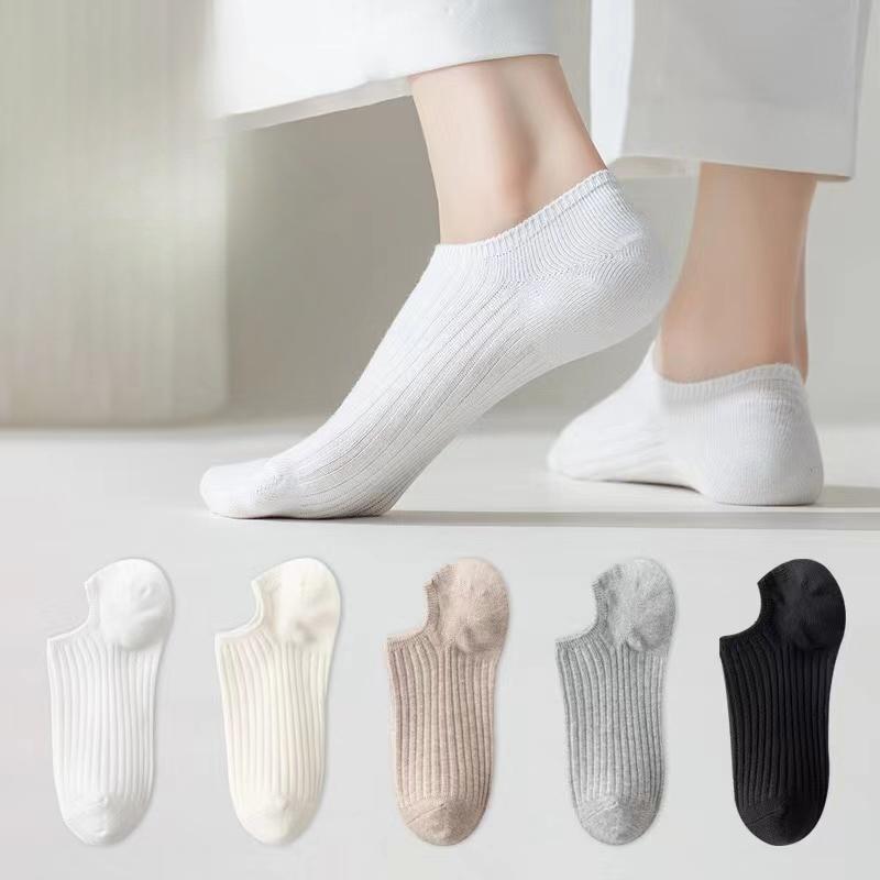 5 Pairs Of Short Socks Women's Summer Solid Color Black And White Simple Casual Low Cut Breathable Socks