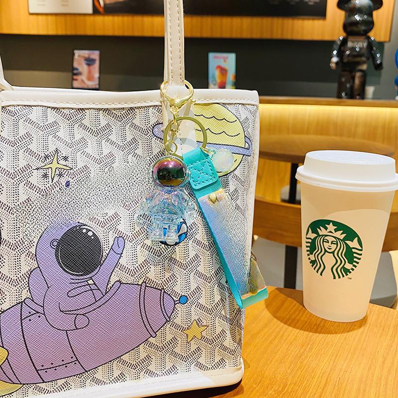 Adorable Resin Space Astronaut Keychain Colorful Car Key Accessory Gift For Couples And Colleagues