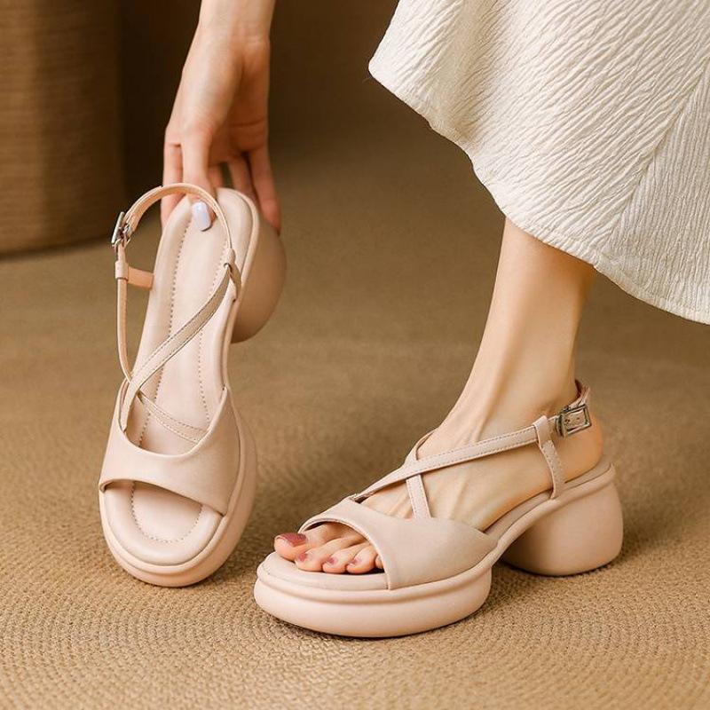 Summer casual Roman sandals solid color women's platform sandals soft sole round head women's shoes new large size shoes polyurethane