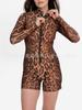 Traje de surf de una pieza para mujer con manga larga, estampado de leopardo y calzoncillo tipo bóxer