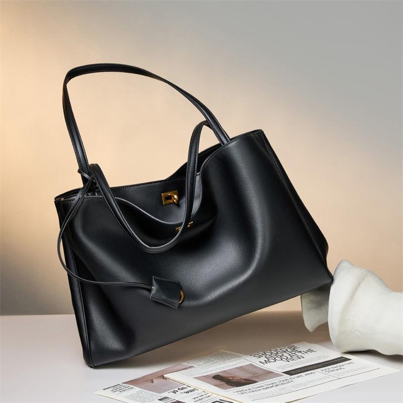 Large Bag, Genuine Leather Shoulder Bag, Underarm First Layer Cowhide, Large Capacity Women's High-end Tote Bag.