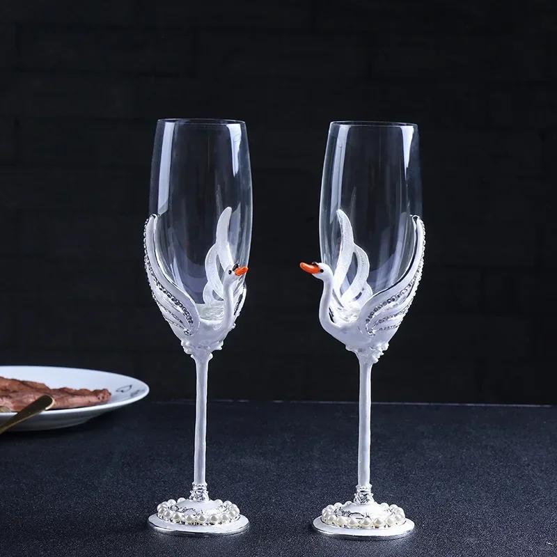 New Crystal Goblet Wedding Banquet Glass European and American Swan Pearl Glass Champagne Glass Wine Supplies