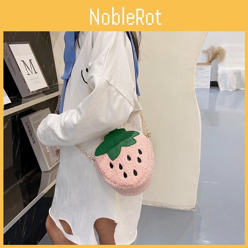 Fashionable Girls Kindergarten Plush Strawberry Chain Bag 2023 Soft Breathable Wearresistant Coin Purse