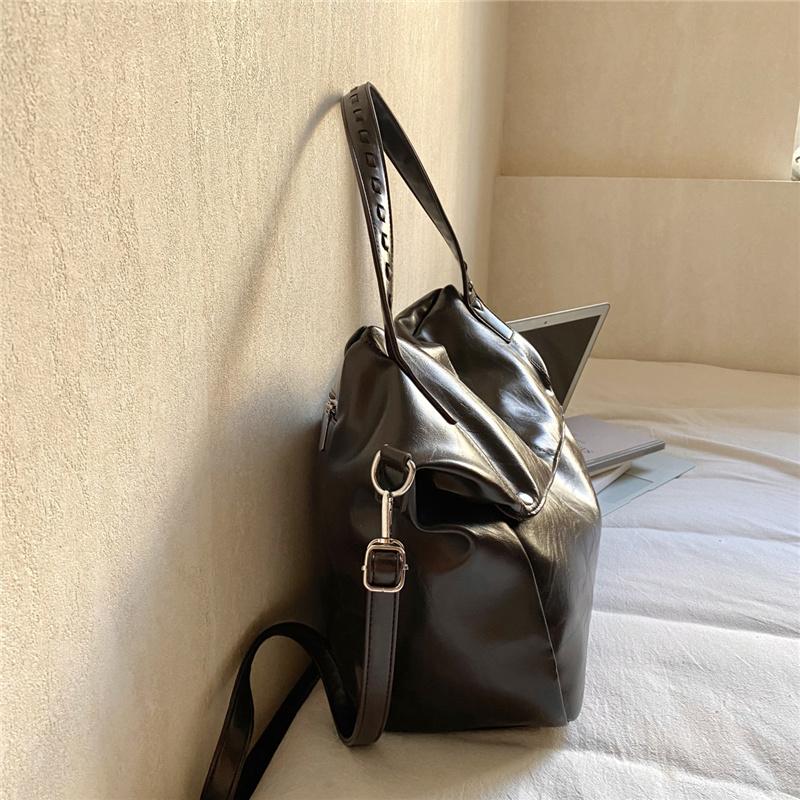 Glossy Faux Leather Hobo Bag Women Fashion Shoulder Bag With Adjustable Strap Soft Texture Handbag Everyday Use
