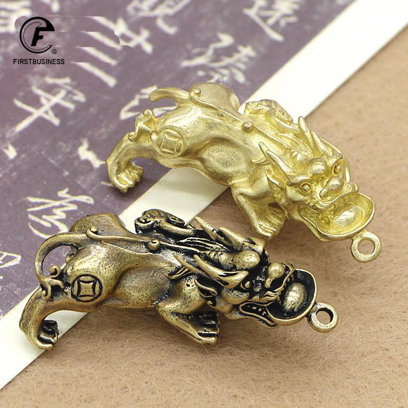 Retro mosazná čínská starověká bestie létající Pixiu domácí dekorace ozdoby měděné figurky zvířat socha Fengshui