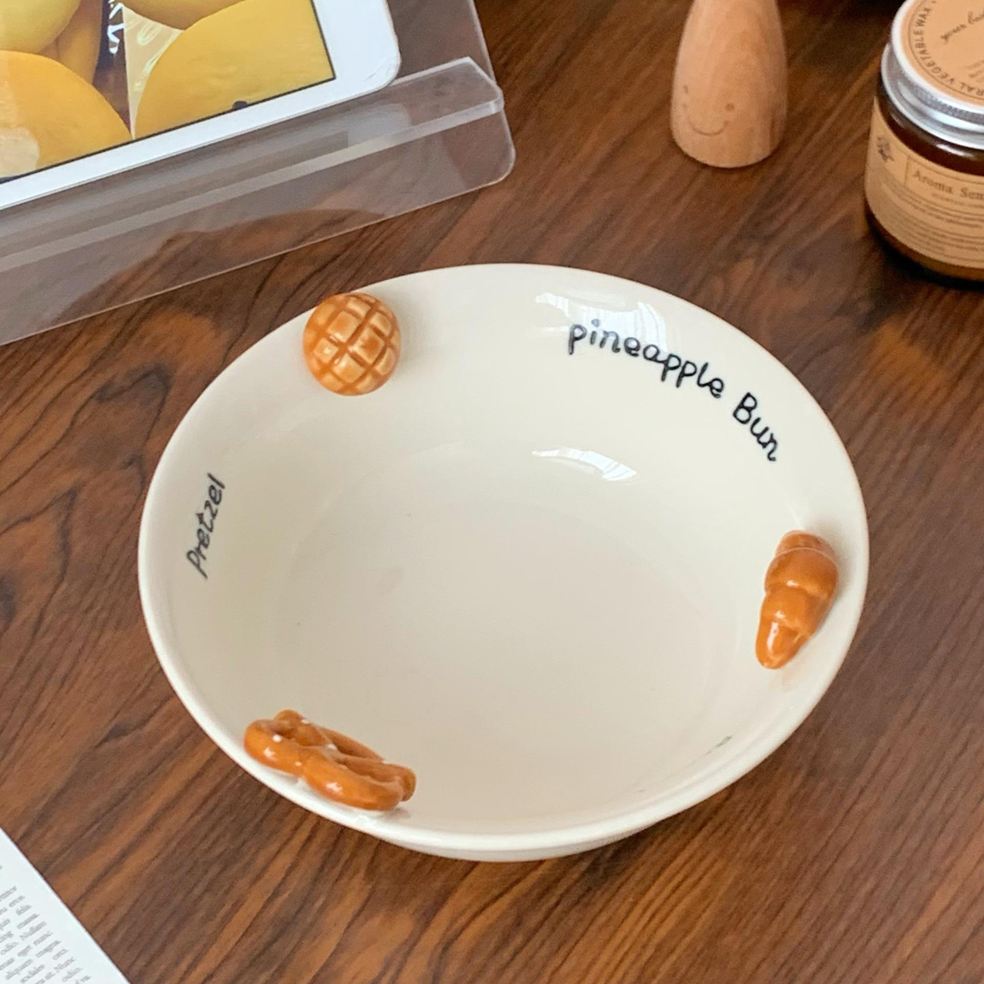 Pretzel Croissant Embossed Ceramic Bowl Set