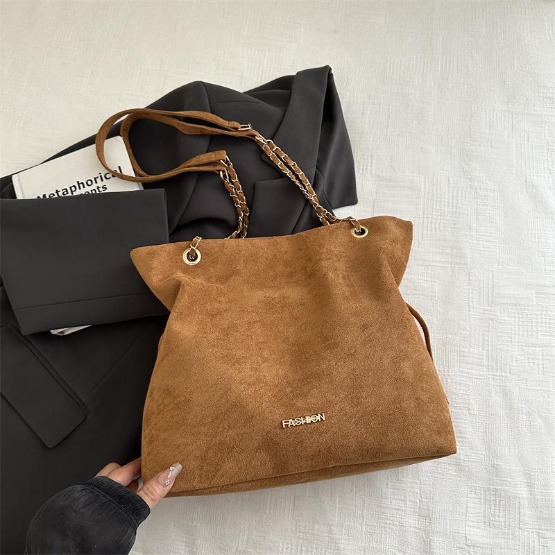 

Новая популярная женская нишевая сумка-мессенджер, универсальная матовая замшевая маленькая сумка, сумка-тоут для поездок на работу