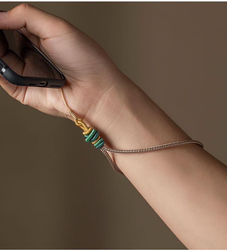 Artistic Knitted Phone Lanyard - Versatile Neck, Wrist & Chain Design