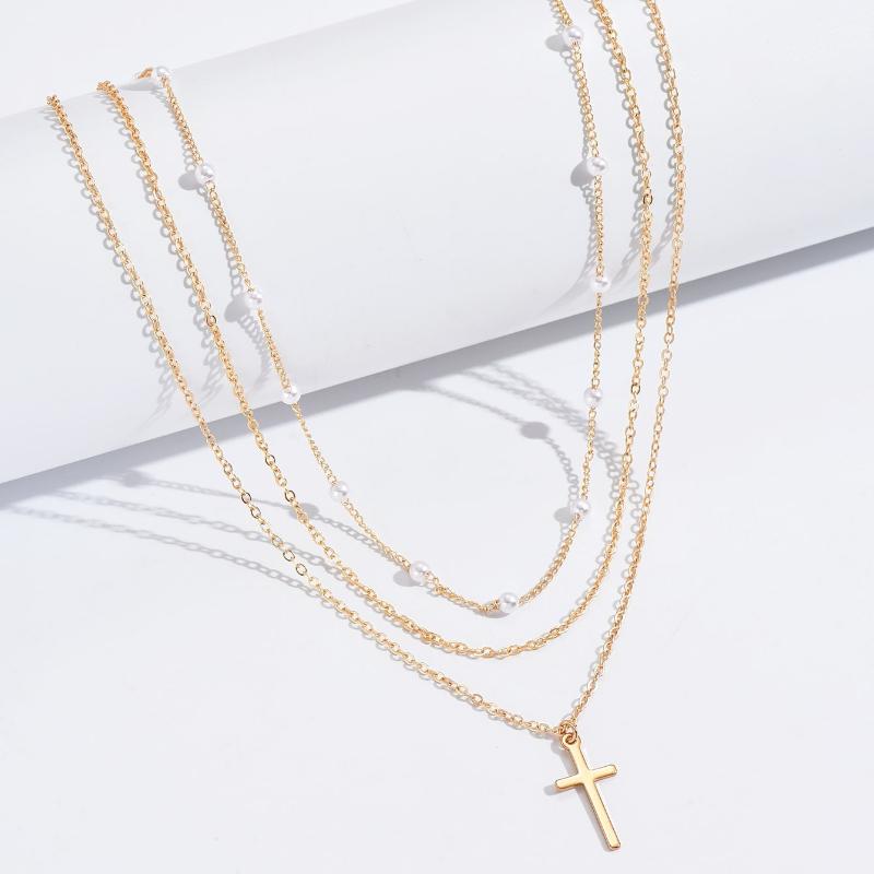 Women's Faux Pearl & Cross Pendant Necklace (Random Pearl Quantity)