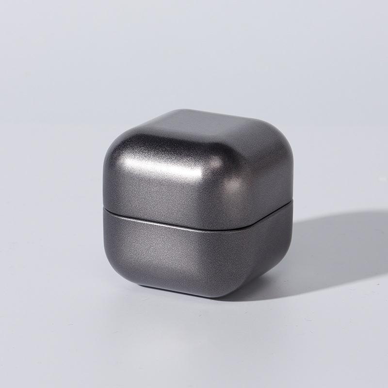 Portable Solid Color Mini Tin Box Tea Sealed Jar Packaging Box Jewelry Candy Small Storage Can Coin Earring Headphones Gift Case