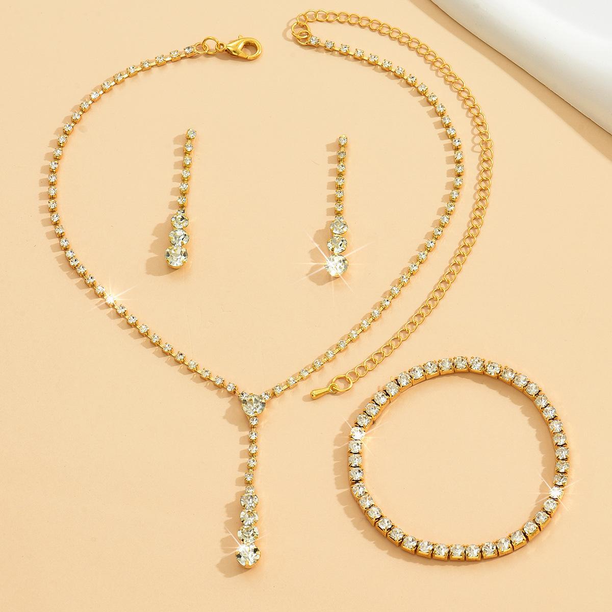 

Высококачественное ожерелье из трех частей, серьги и браслет для женщин золотой