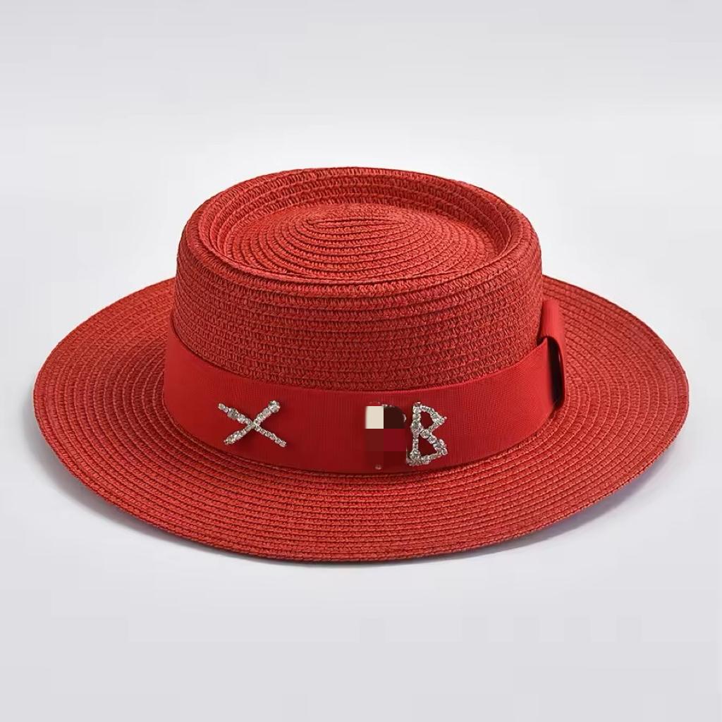 Fashionable Metal XRB Letter Straw Hats for Women Summer Elegant Holidays Boater Hat Outdoor Beach Sun Hat