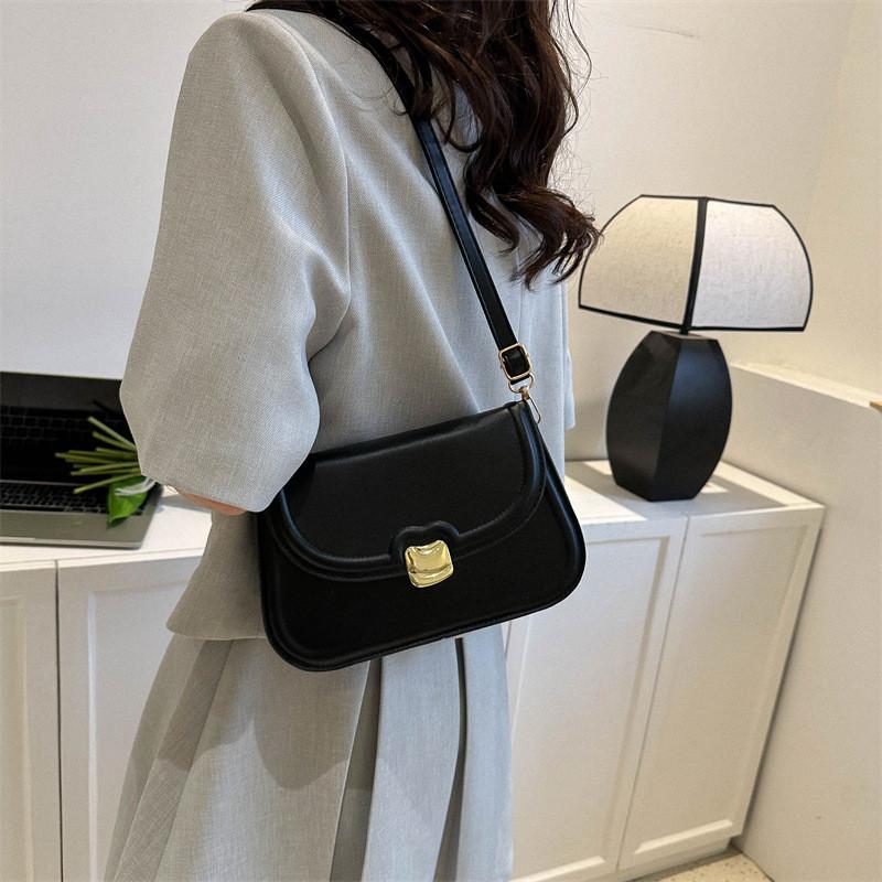 Fashionable Women's Small Square Shoulder Bag In Trendy Colors Black White Green Orange Pink Ideal For Casual Street Style And Everyday Use