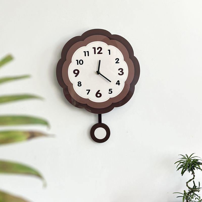 French Antique Clock Home Decoration Swing Wall Clock Living Room Creative Simple Silent Restaurant Wall Hanging Cream Clock