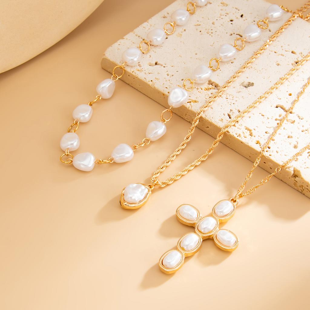 Sweet And Cool Wind Cross Pendant, Collarbone Necklace, Baroque Special-Shaped Imitation Pearl Chain Necklace.
