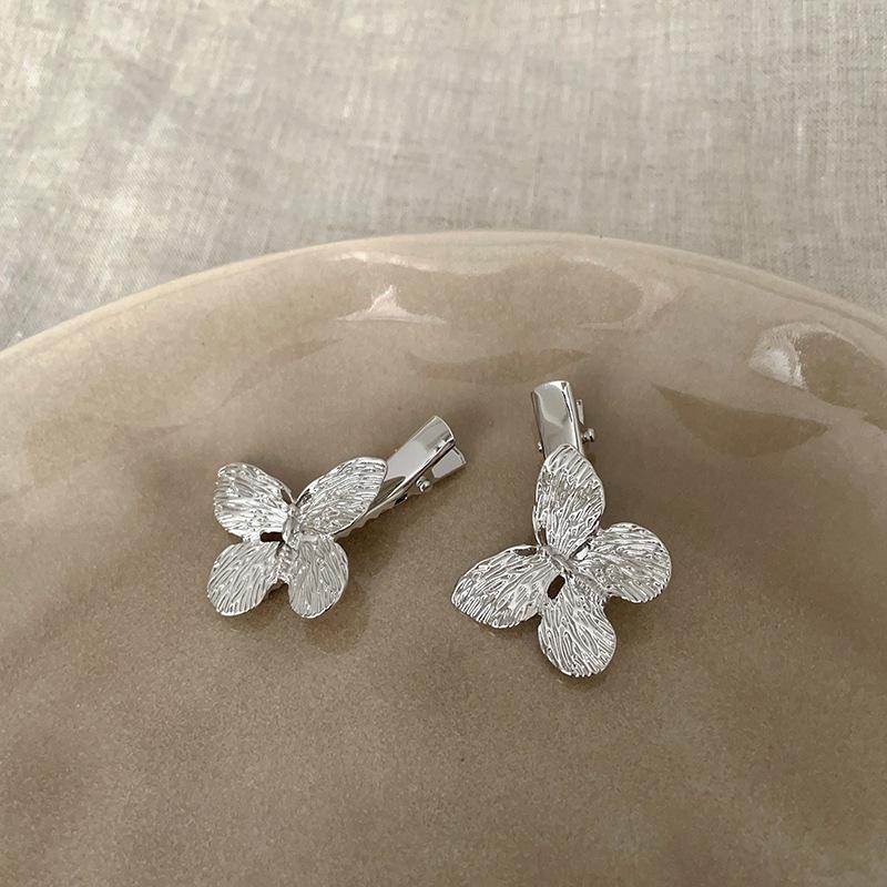Retro Niche Butterfly Liquid Metal Hairpin Female Sweet Cool Simple Personality Versatile Temperament Fashionable Side Clip Hair Accessories