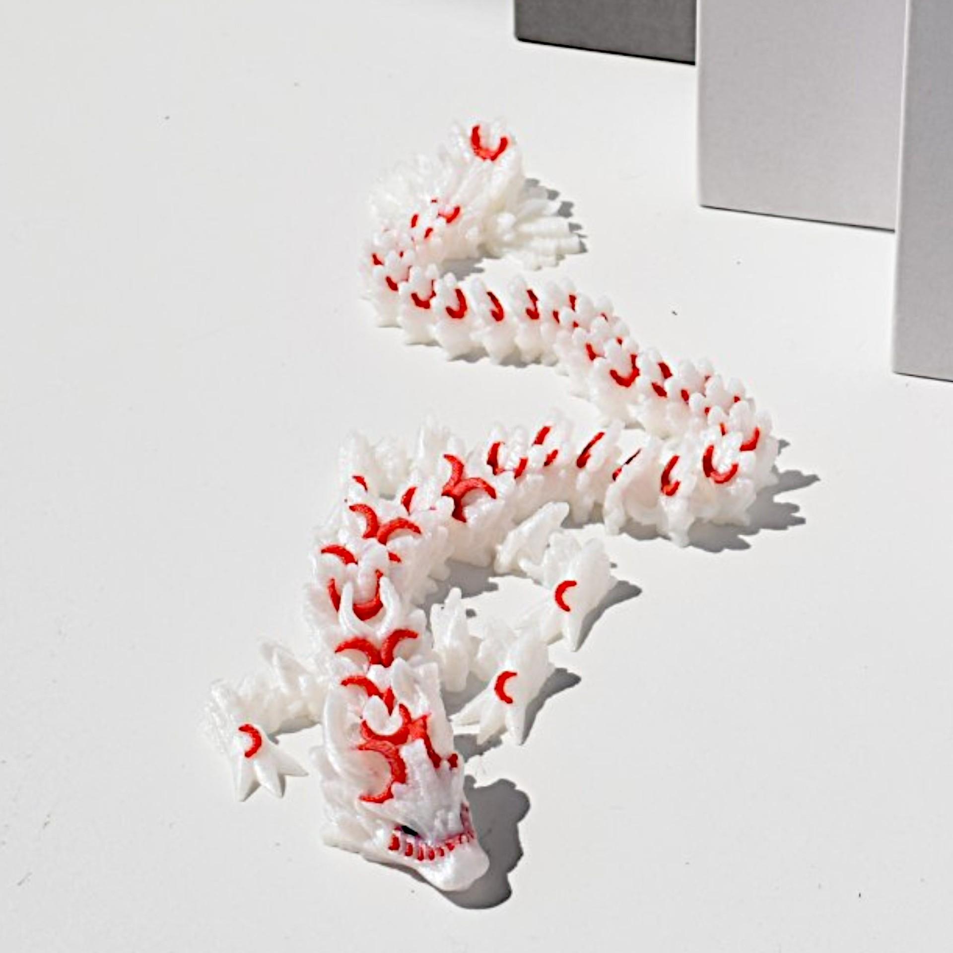 

28Cm 3D Printing Flying Moon Dragon Joint Movable Model Children Toy Gifts Novelty Luminous Toys Desktop Decoration 28cm белый