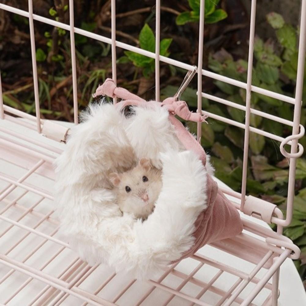 Pet Accessories Warm Hamster Sleeping Bag Comfortable Windproof Hamster Nest Fluffy Soft Weasel Sleeping Bag Small Pet Use