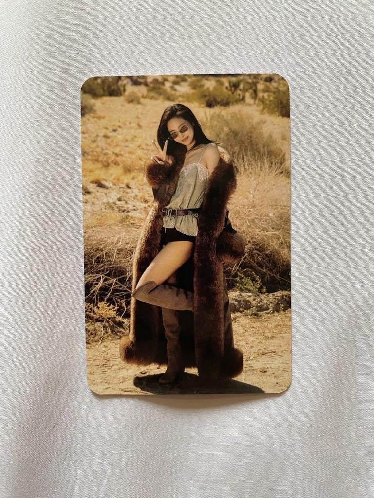 [USED] BLACKPINK Jennie Zistreka Korea Exclusive